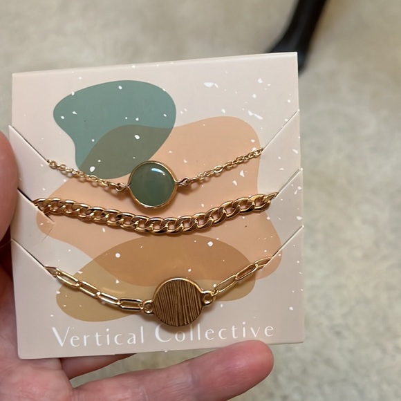 NEW Vertical Collective 3 Layer Necklace - Picture 2 of 4